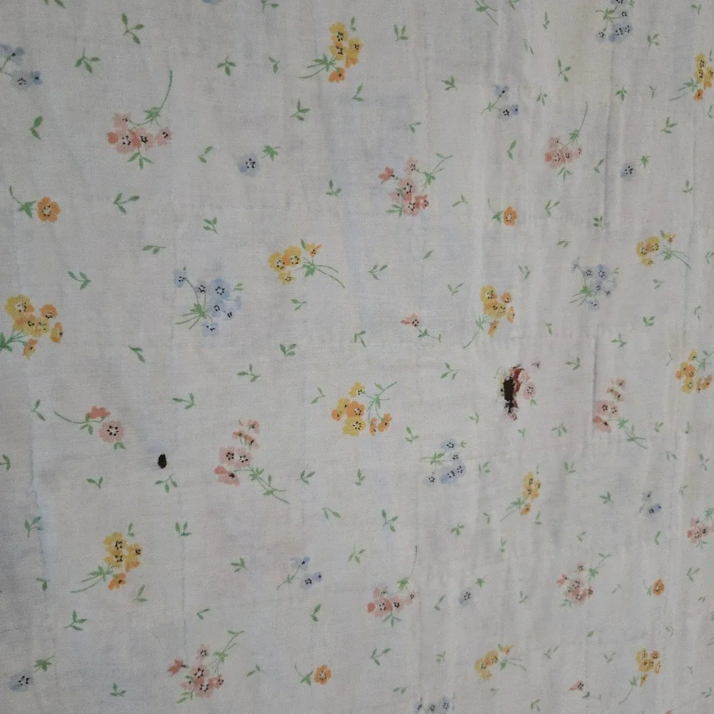 VTG Handmade Scrappy Patchwork Quilt Distressed 70x84 Scrap Fabric Floral Border